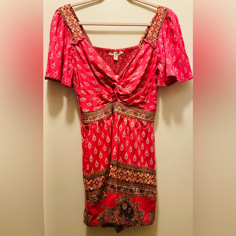 Francesca’s Boho Chic Magenta Front Keyhole  Kimono Sleeve Size L ~ Orig. $50.00